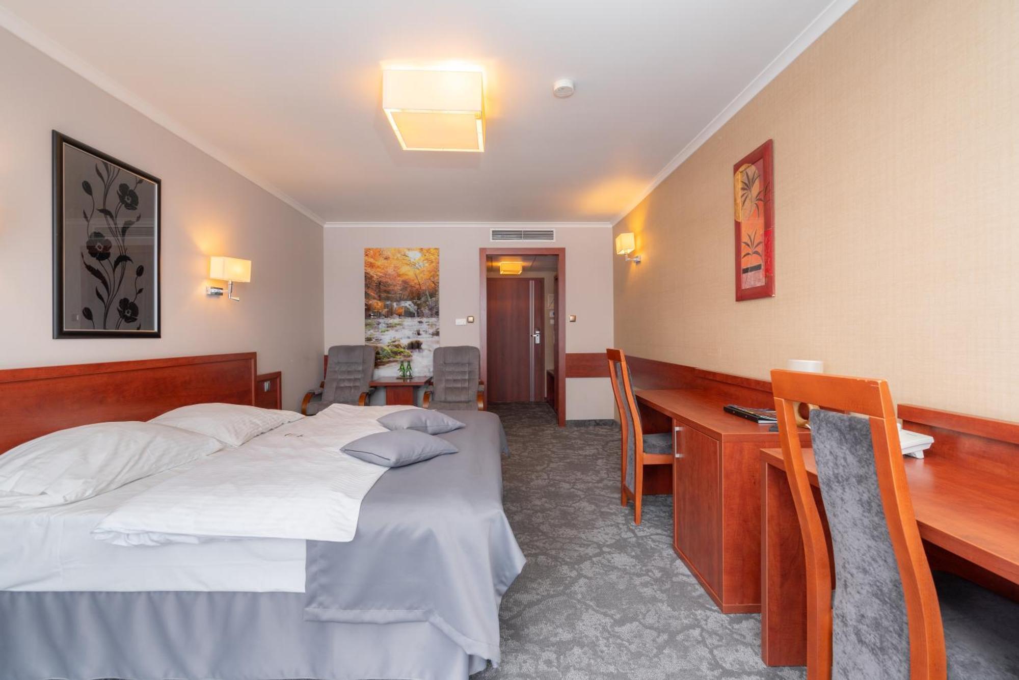 Hotel Badura Wadowice Exteriér fotografie