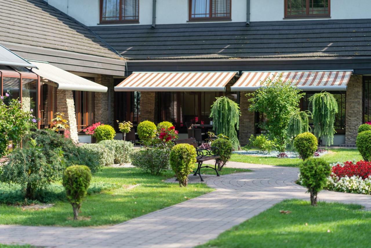 Hotel Badura Wadowice Exteriér fotografie
